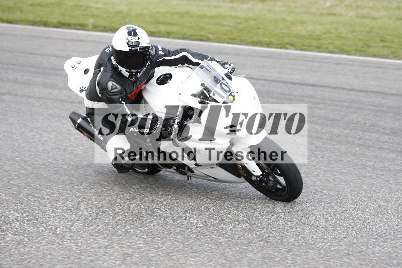 Archiv-2025/09 22.04.2025 Cornu Master School ADR/rot-rouge/10